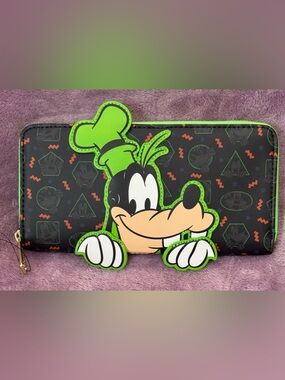 NWT Loungefly Disney Goofy AOP larger zip around wallet